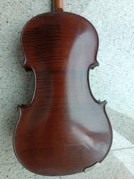 Old France Viola image 1