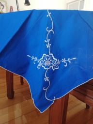 Handmade Embroidered Tablecloth Set 7pcs image 4