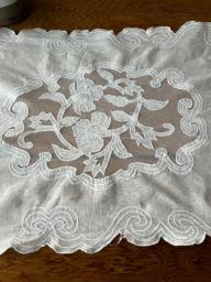 Long French tablecloth image 2