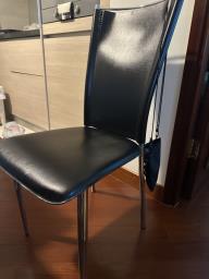 Folding table with chairs image 6