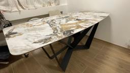 Luxurious Italian Marble Dining Table  image 2