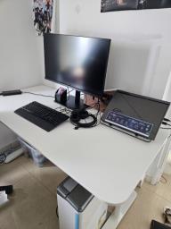 Office table with adjustable legs image 1