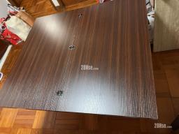 Second-hand dining table image 1