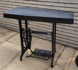 Side Table singer Sewing Machine Stand image 1