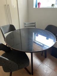 Stylish Italian dining table image 3