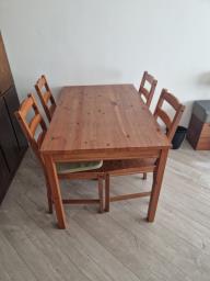 Table and 4 Chairs image 1