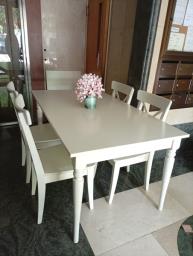 Table and Chairs Excellent Condition image 1