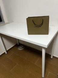 White table desk image 2