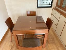 Wooden Mahjong and 4 matching chairs image 3