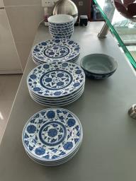 Dinner service image 1