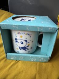 Panda mug with lid approx 250ml image 1