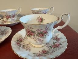 Royal Albert Lavender Rose Tea Set image 1