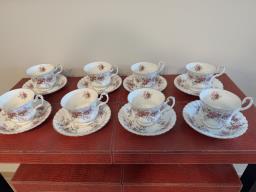 Royal Albert Lavender Rose Tea Set image 5