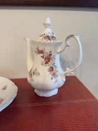 Royal Albert Lavender Rose Tea Set image 6