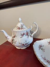 Royal Albert Lavender Rose Tea Set image 10