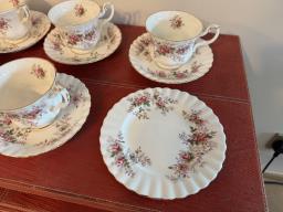 Royal Albert Lavender Rose Tea Set image 3