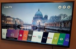 Lg 50-inch smart Tv image 1