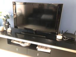 Samsung 40 inch Tv image 1