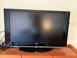 Samsung 46inch Tv image 3