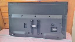 The Sony Bravia 40-inch Smart Television image 2