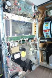 Geniune Slots Machine from Japan image 2