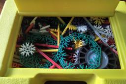 Knex model building set image 1