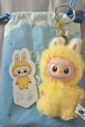 Pop Mart Labubu Pin For Love p image 1