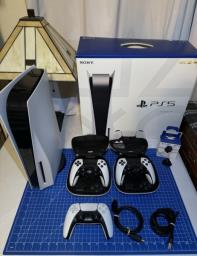 Ps5 Disc Version with extra pad image 1