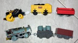 Thomas  Friends trains  trucks_ image 2