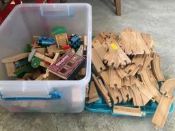 Thomas  Friends wooden train image 1