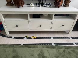 Hemnes Tv console - image 1