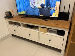 Tv bench pick up in early Sep image 2