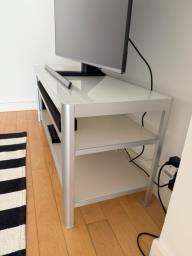 Tv Stand aluminum frame tempered glass image 1