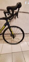 2018 Cannondale 56cmcarbon Disc Roadbike image 7