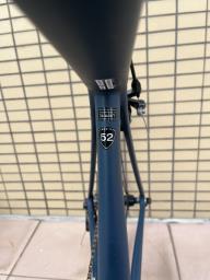 52 Road bike image 3