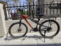 Geared bike used for two years image 1