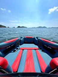 Axis Boat T23 wakesurfing condition image 6