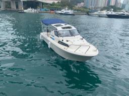 speedboat with room and toilet image 4