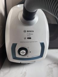 Bosch vacuum image 1