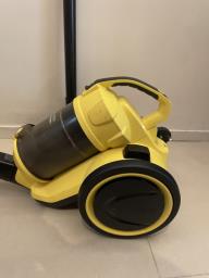 Karcher Vacuum Cleaner image 2