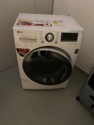 Lg Washer  Dryer image 4