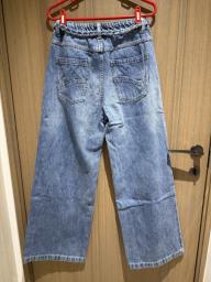 Straight leg jeans with waist chain image 2