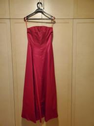 Red off shoulder evening dressball gown image 2