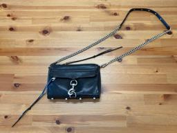 Black Leather Crossbody Bag image 6