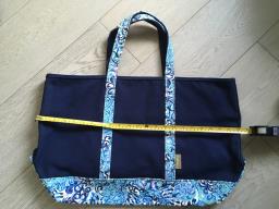 Lilly Pulitzer Heavy Canvaslargetote 50 image 1