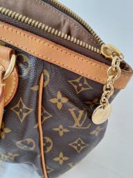 Louis Vuitton 3500  Free Coach image 3