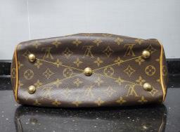 Louis Vuitton Tivoli Pm Monogram Handbag image 5