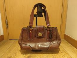 Multiple Handbags for sale image 2