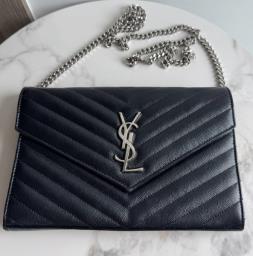 Saint Laurent Handbag image 2