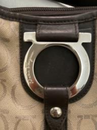 Salvatone Ferragamo handbag  Shoulder image 4
